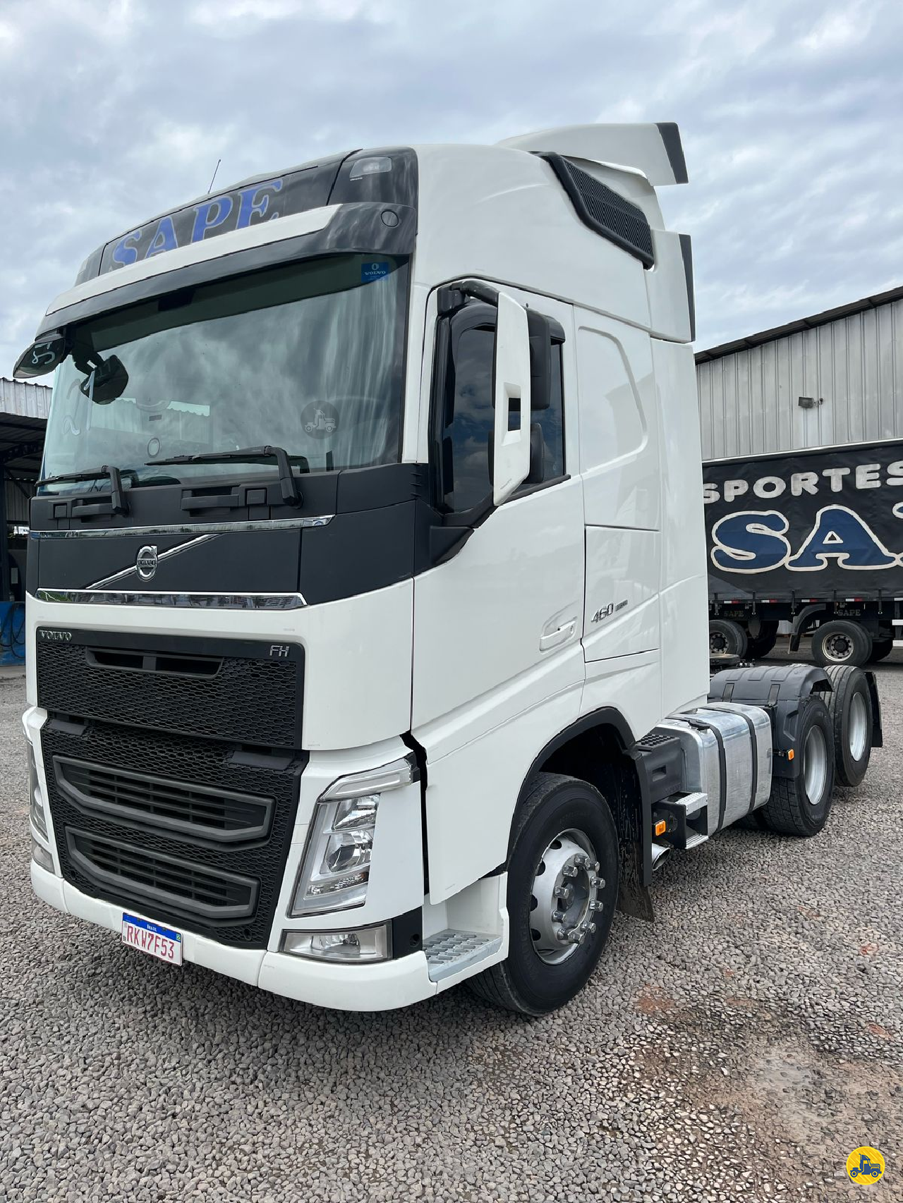 CAMINHAO VOLVO VOLVO FH 460 Cavalo Mecânico Cavalo 6x2 Transportes SAPE OTACILIO COSTA SANTA CATARINA SC